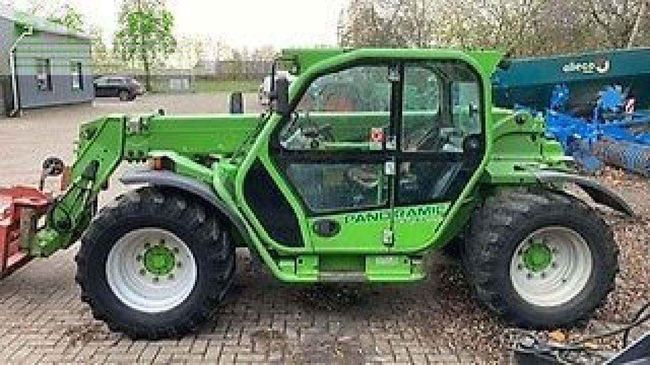 Merlo 32.6 l plus - Empilhador telescópico: foto 1 Merlo 32.6 l plus - Empilhador telescópico: foto 1