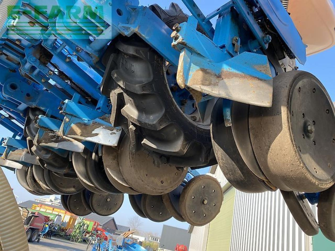 Monosem ng+ 12r maiszaaimachine - Semeadeira: foto 3 Monosem ng+ 12r maiszaaimachine - Semeadeira: foto 3