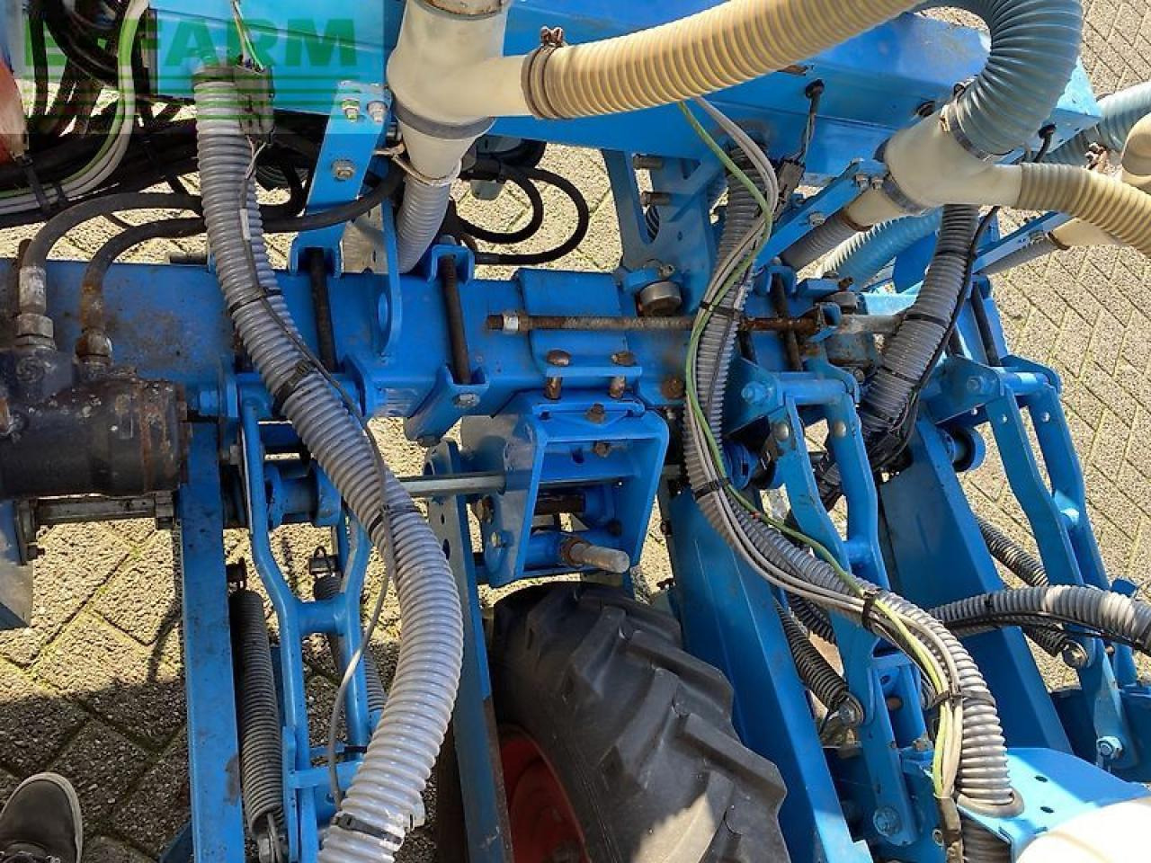 Monosem ng+ 12r maiszaaimachine - Semeadeira: foto 4 Monosem ng+ 12r maiszaaimachine - Semeadeira: foto 4