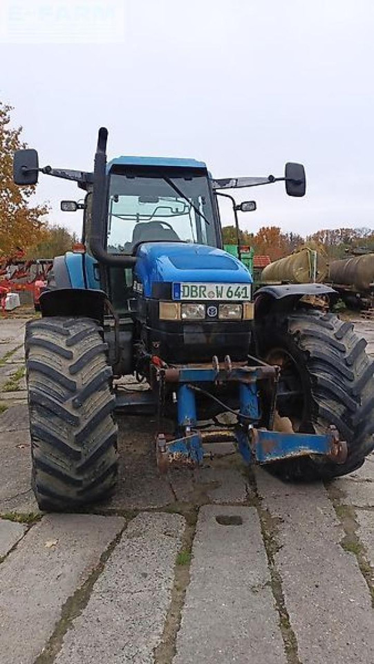 New Holland 8560 - Trator: foto 4 New Holland 8560 - Trator: foto 4