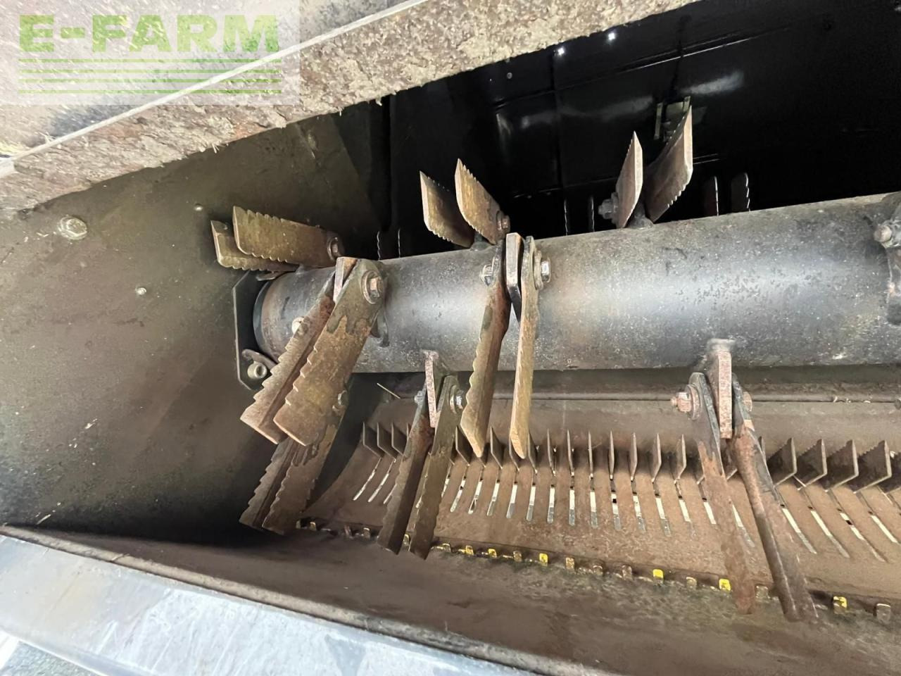 Ceifeira debulhadora New Holland CX 6.90: foto 17