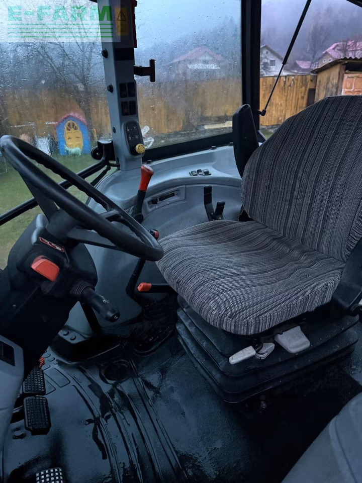 Trator New Holland T5060: foto 7 Trator New Holland T5060: foto 7