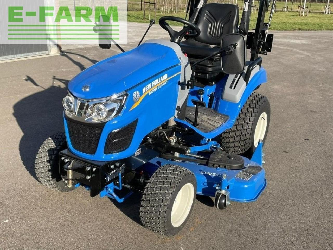 New Holland boomer 25 compact - Trator: foto 2 New Holland boomer 25 compact - Trator: foto 2