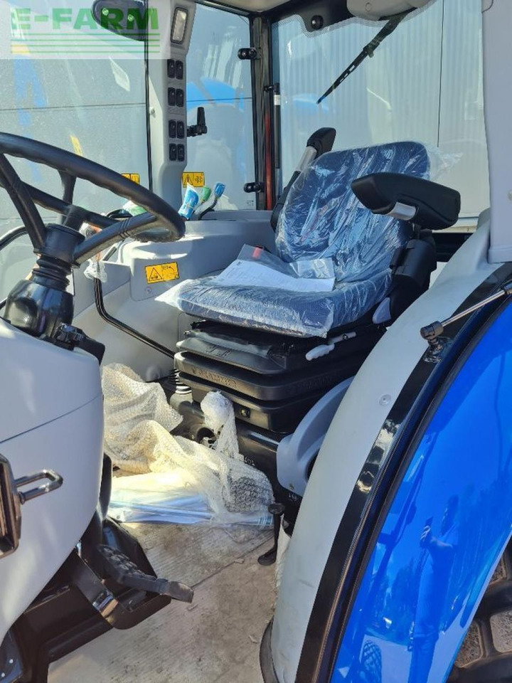 New Holland boomer 55 - Trator: foto 3 New Holland boomer 55 - Trator: foto 3