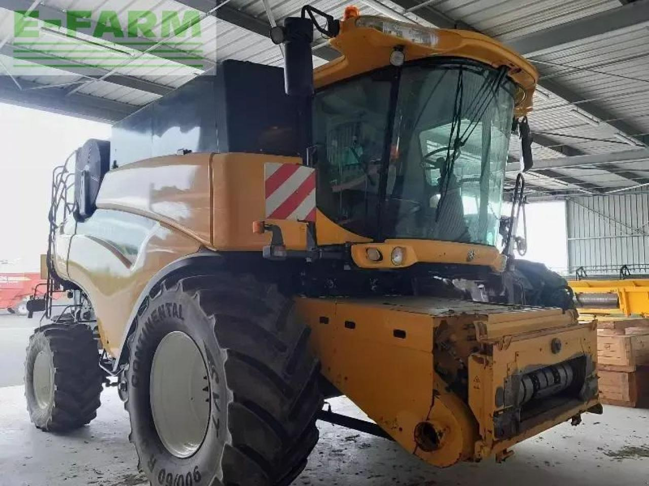 New Holland cr9080 - Ceifeira debulhadora: foto 1 New Holland cr9080 - Ceifeira debulhadora: foto 1