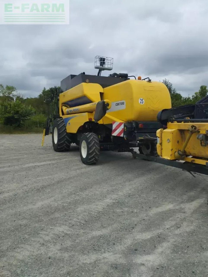 New Holland csx 7050 - Ceifeira debulhadora: foto 4 New Holland csx 7050 - Ceifeira debulhadora: foto 4