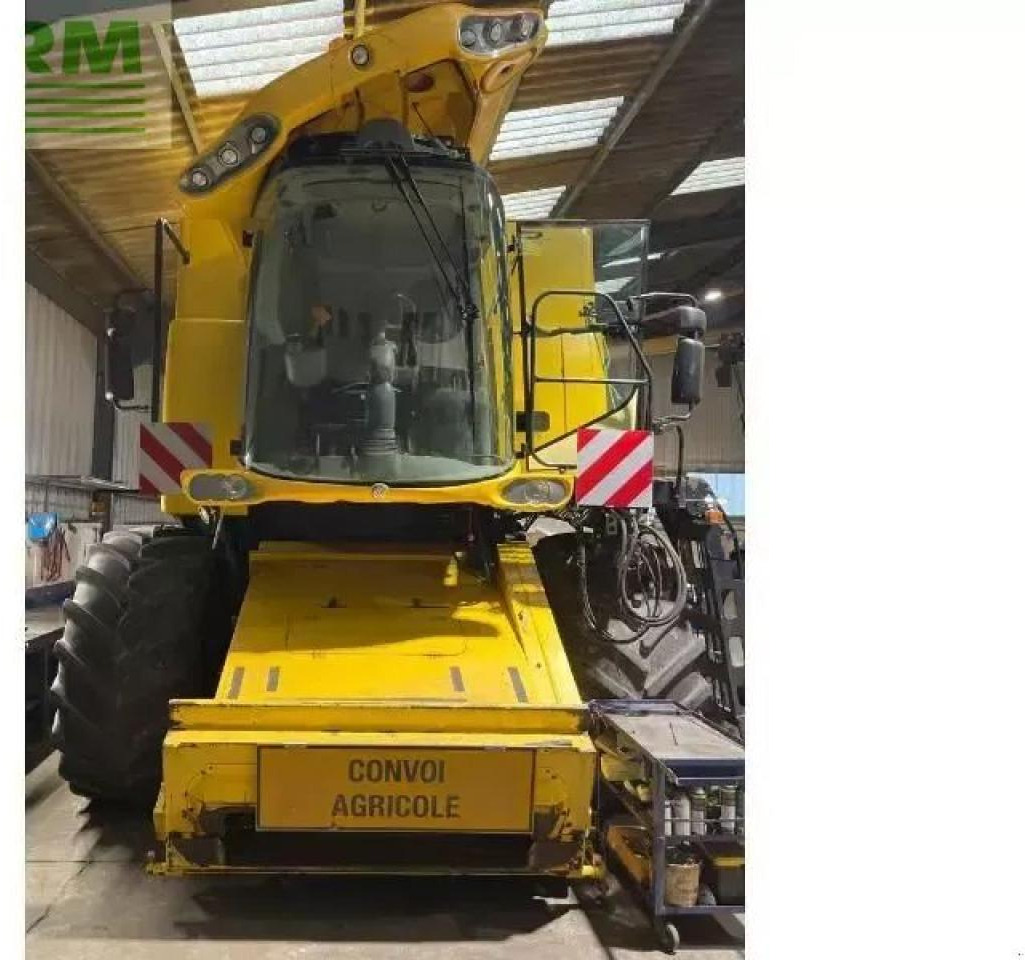 New Holland csx7080 - Ceifeira debulhadora: foto 1 New Holland csx7080 - Ceifeira debulhadora: foto 1