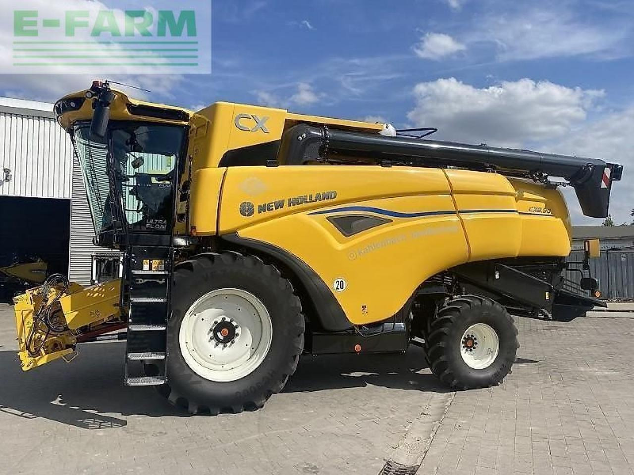 New Holland cx 8.90 - Ceifeira debulhadora: foto 1 New Holland cx 8.90 - Ceifeira debulhadora: foto 1