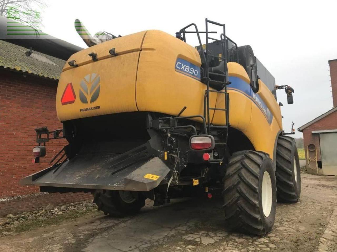 New Holland cx 8.90 slh - Ceifeira debulhadora: foto 3 New Holland cx 8.90 slh - Ceifeira debulhadora: foto 3