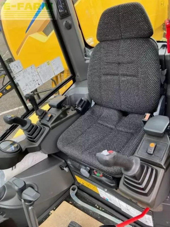 New Holland e 25 d - Mini escavadeira: foto 5 New Holland e 25 d - Mini escavadeira: foto 5