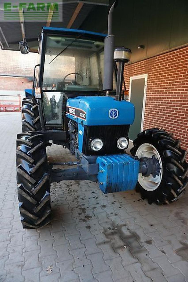 New Holland ford 4630 nur 86 std.! - Trator: foto 3 New Holland ford 4630 nur 86 std.! - Trator: foto 3