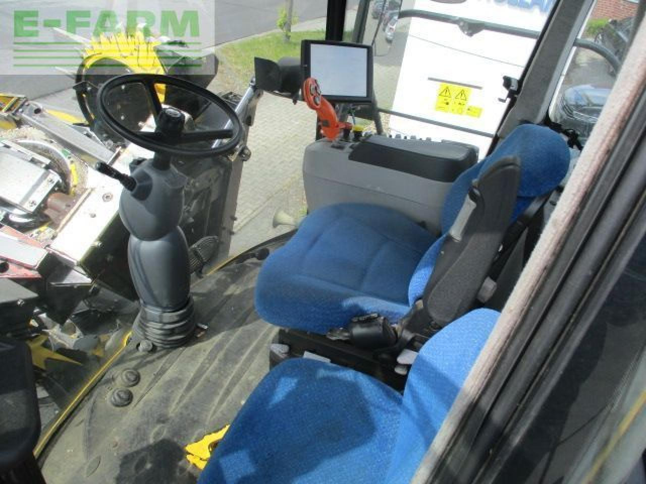 Picadora de forragem automotriz New Holland fr 700: foto 7