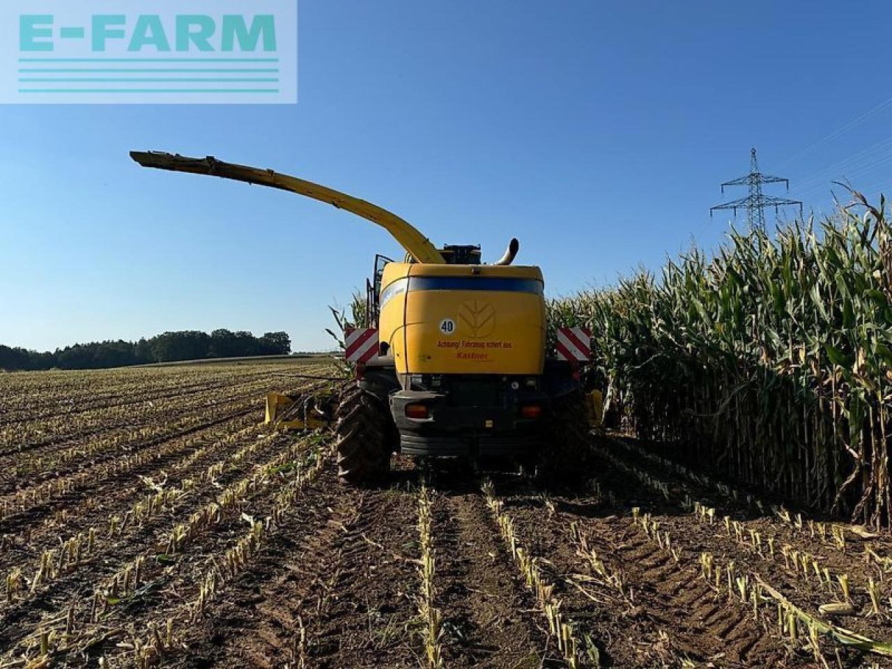 New Holland fr 9060 - Picadora de forragem automotriz: foto 4 New Holland fr 9060 - Picadora de forragem automotriz: foto 4