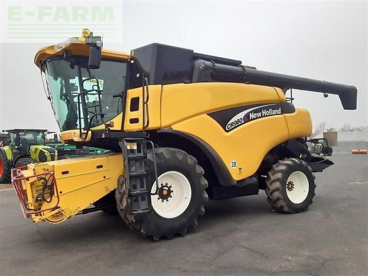 New Holland gebr. mähdrescher new holland - Ceifeira debulhadora: foto 1 New Holland gebr. mähdrescher new holland - Ceifeira debulhadora: foto 1