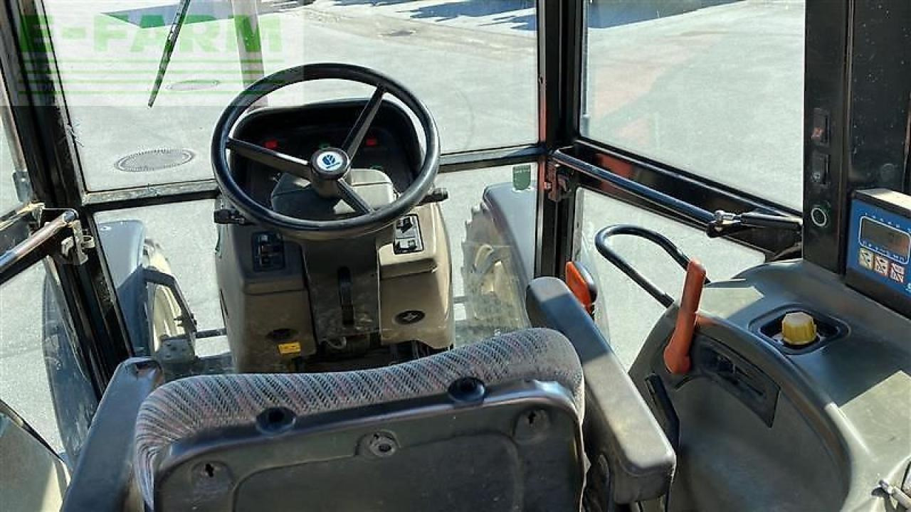 New Holland l65 - Trator: foto 5 New Holland l65 - Trator: foto 5