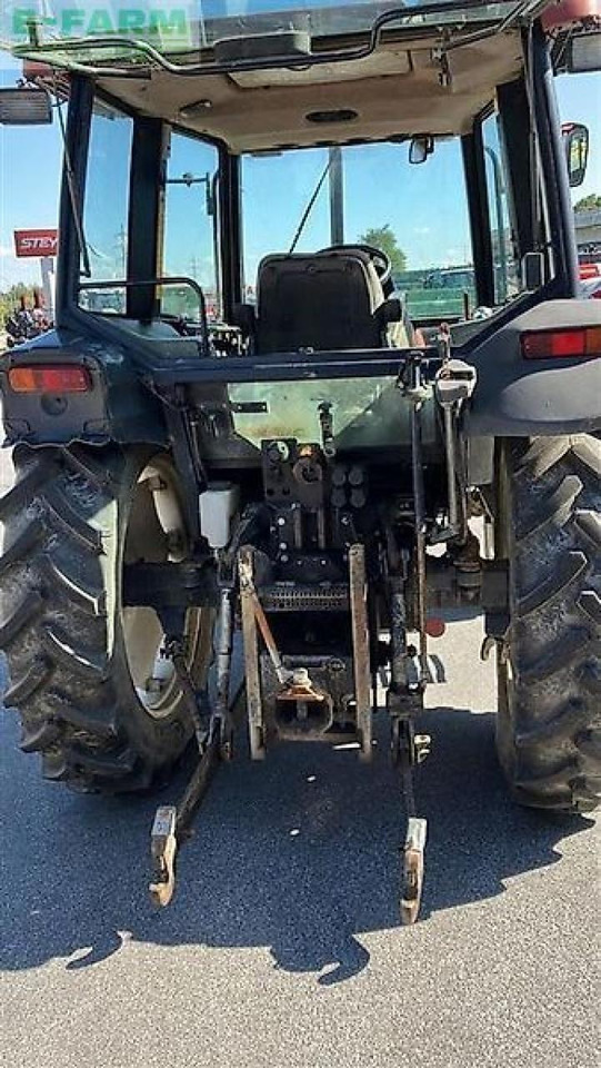 New Holland l65 - Trator: foto 2 New Holland l65 - Trator: foto 2
