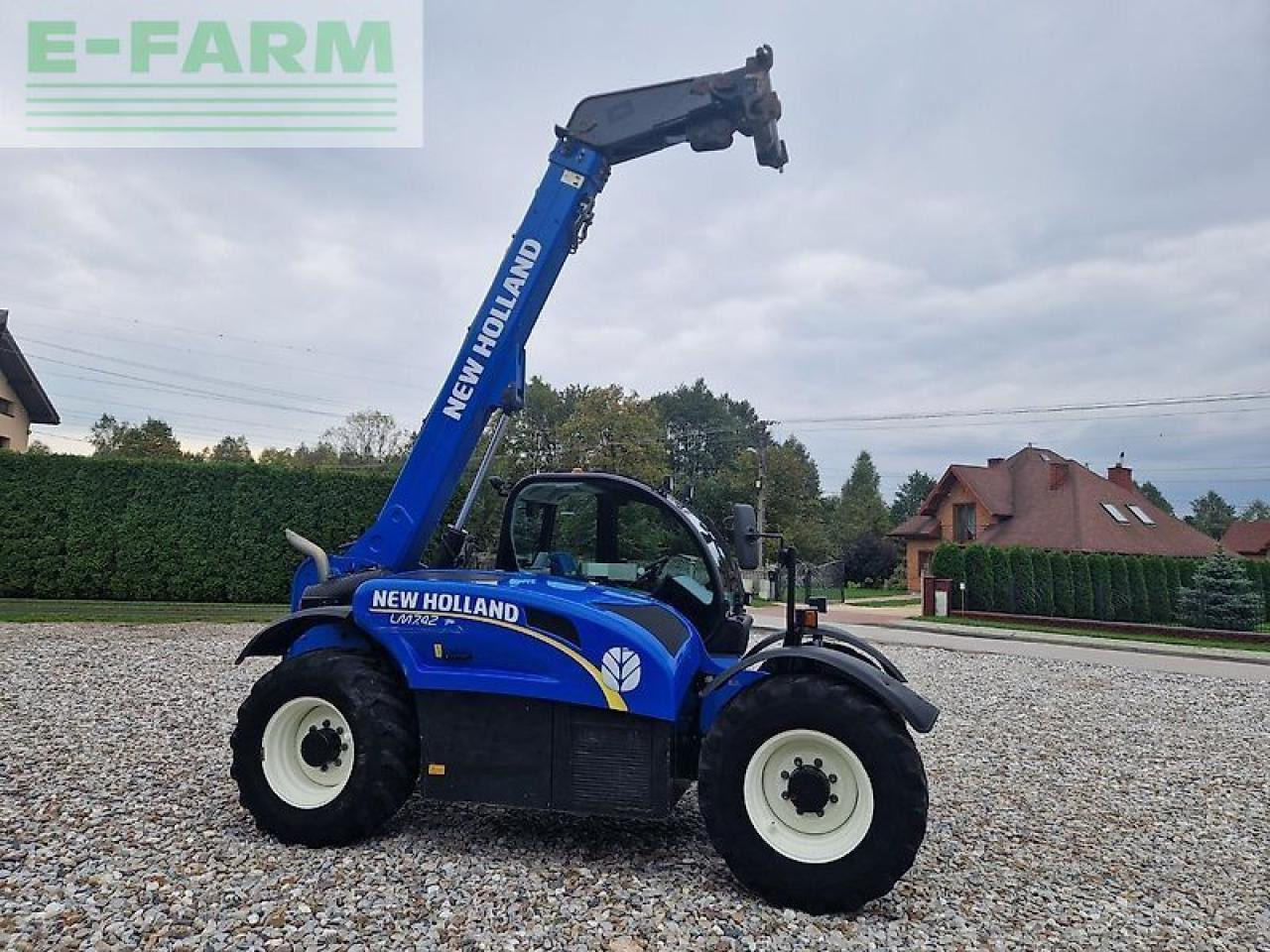 New Holland lm 7.42 - Pá carregadora de rodas: foto 5 New Holland lm 7.42 - Pá carregadora de rodas: foto 5