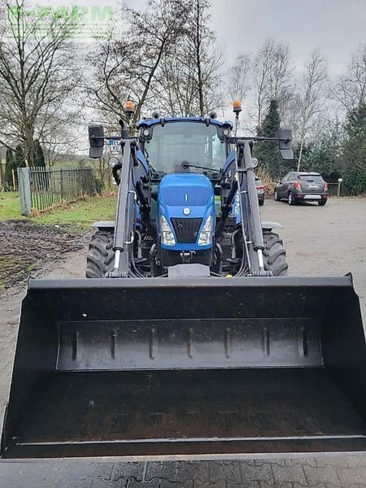 New Holland new holland t5.110 d-kabine – erstzulassung 04/2023 – 900 betriebsstunden! - Trator: foto 5 New Holland new holland t5.110 d-kabine – erstzulassung 04/2023 – 900 betriebsstunden! - Trator: foto 5