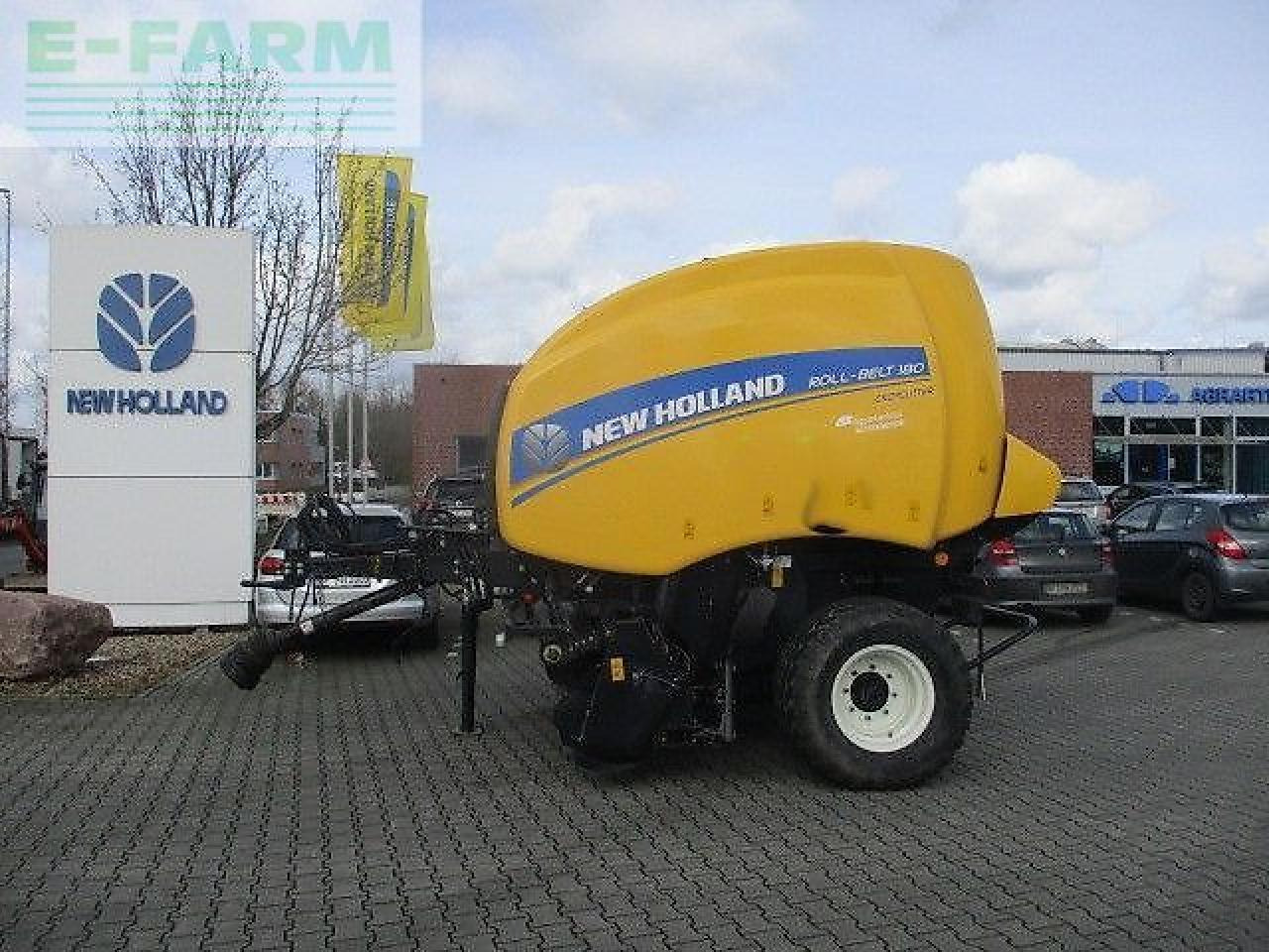 New Holland rb 180 - Enfardadeira de fardos quadrados: foto 1 New Holland rb 180 - Enfardadeira de fardos quadrados: foto 1