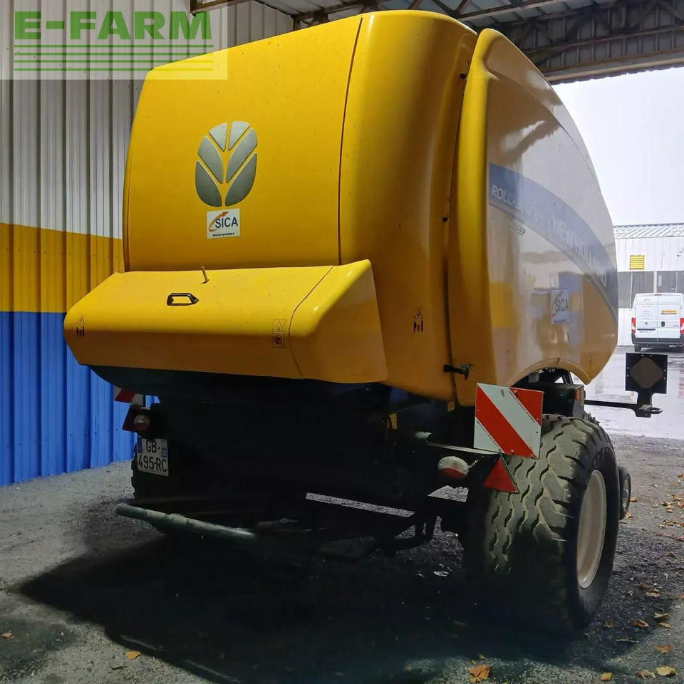 New Holland rb 180 - Enfardadeira de fardos quadrados: foto 3 New Holland rb 180 - Enfardadeira de fardos quadrados: foto 3