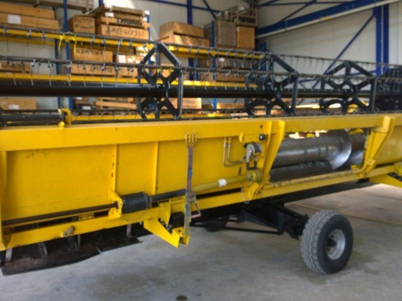 New Holland schneidwerk 7,32 m - Plataforma para colheitadeira: foto 3 New Holland schneidwerk 7,32 m - Plataforma para colheitadeira: foto 3