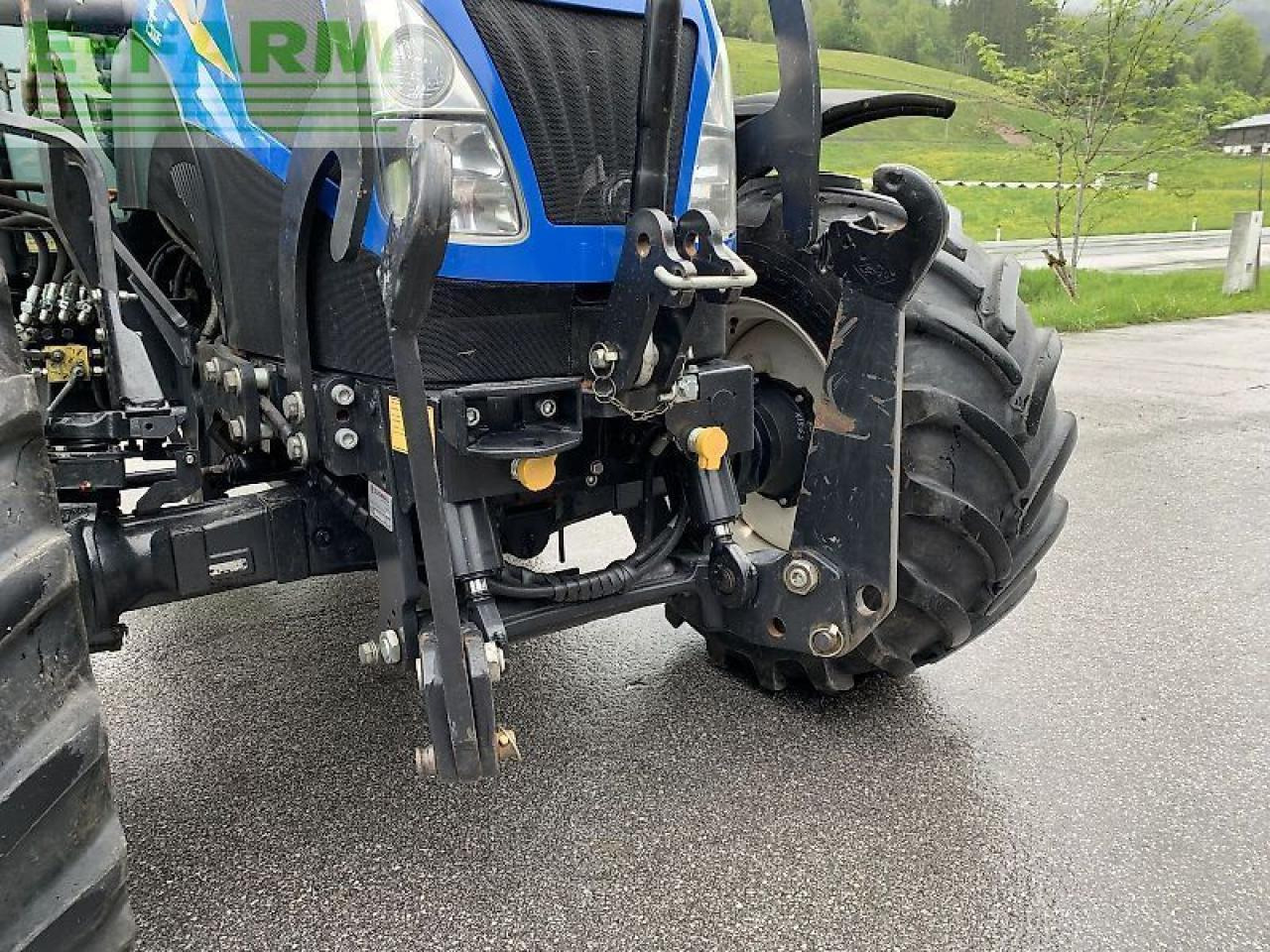New Holland t 5.105 - Trator: foto 5 New Holland t 5.105 - Trator: foto 5