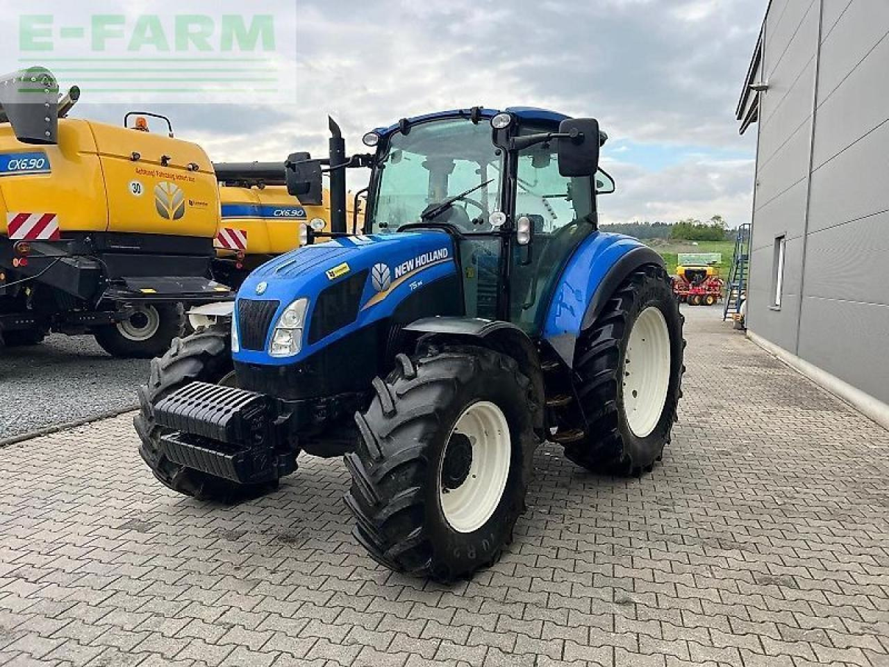 New Holland t 5.95 - Trator: foto 2 New Holland t 5.95 - Trator: foto 2