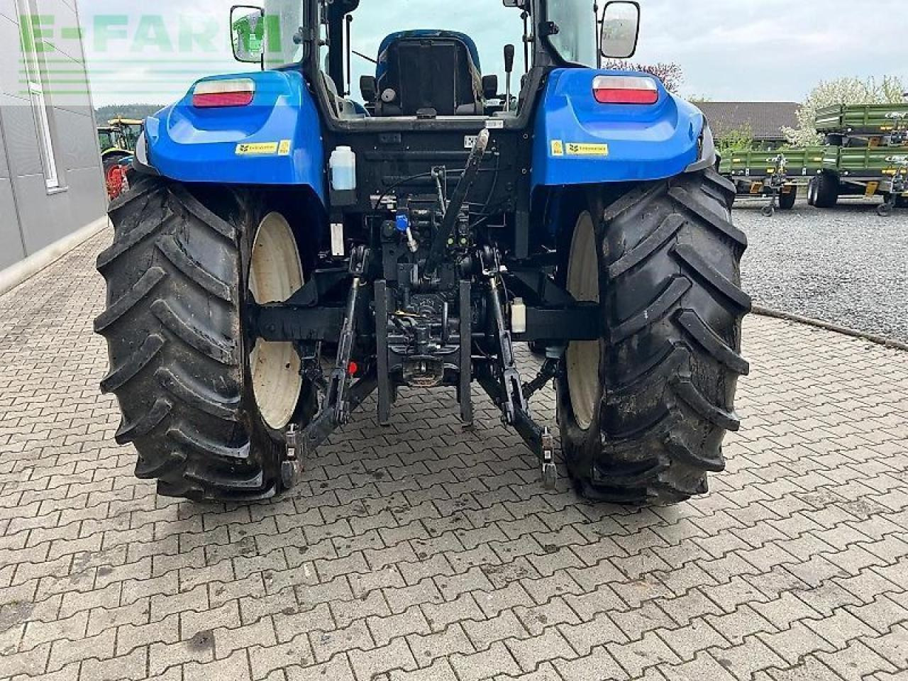 New Holland t 5.95 - Trator: foto 5 New Holland t 5.95 - Trator: foto 5