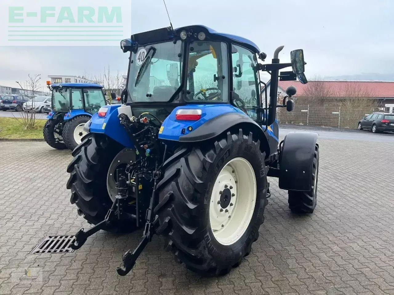 New Holland t 5.95 dc - Trator: foto 4 New Holland t 5.95 dc - Trator: foto 4