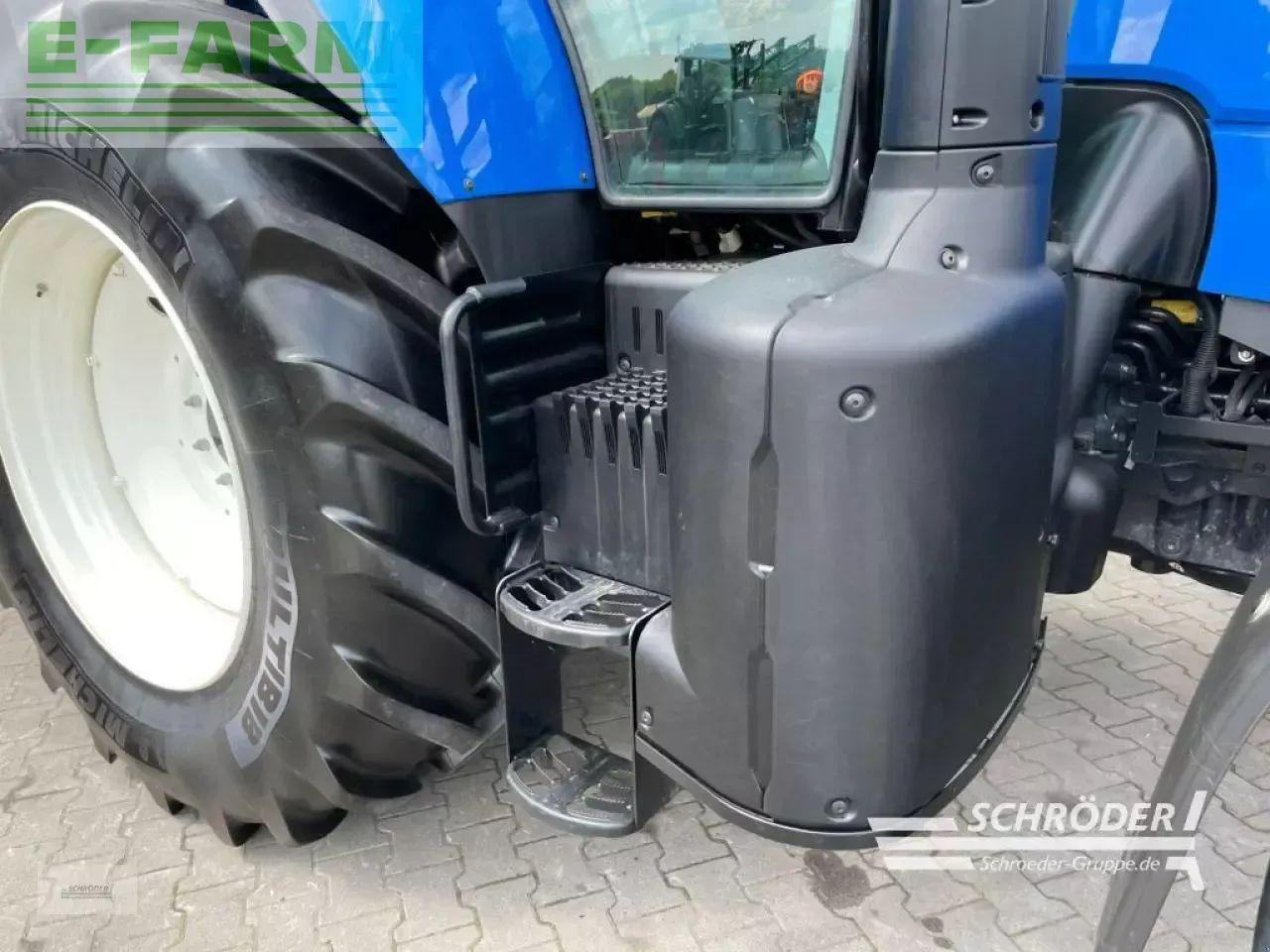 New Holland t 7.210 - Trator: foto 4 New Holland t 7.210 - Trator: foto 4