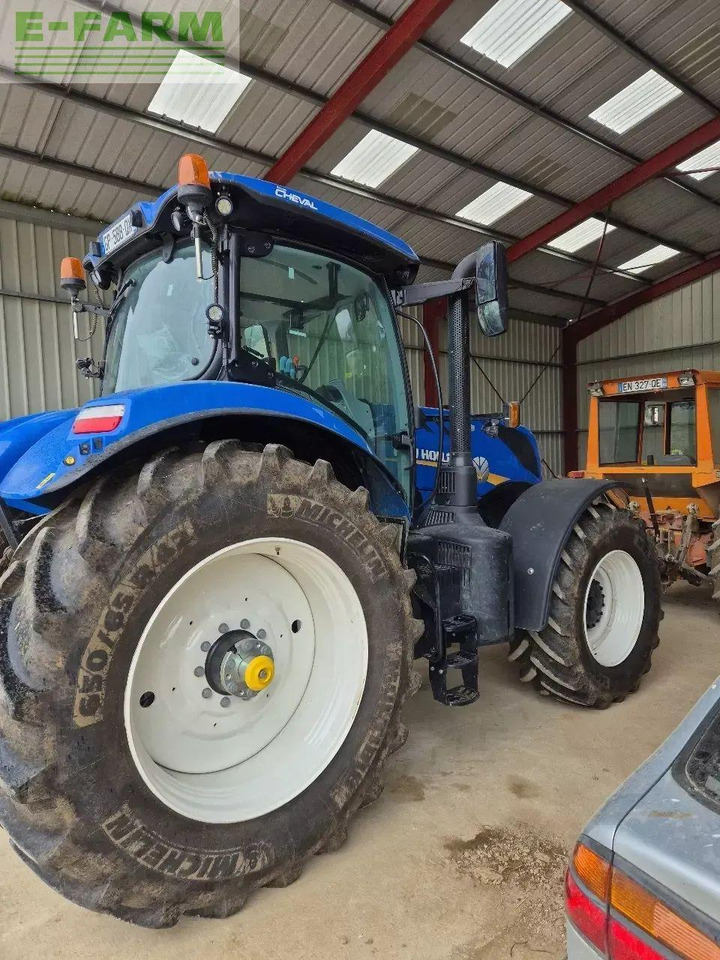 New Holland t 7.245 - Trator: foto 3 New Holland t 7.245 - Trator: foto 3
