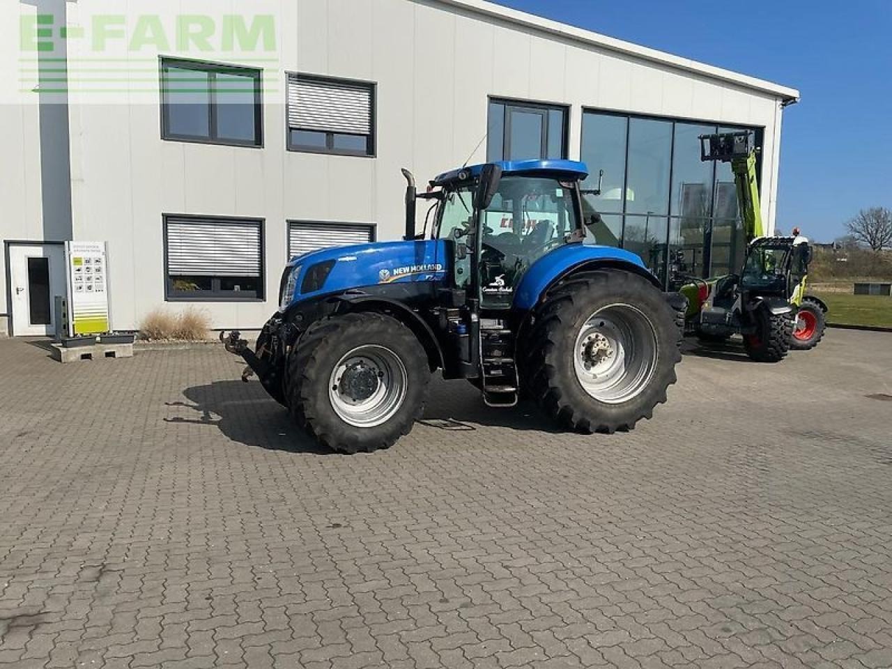 New Holland t 7.270 - Trator: foto 2 New Holland t 7.270 - Trator: foto 2