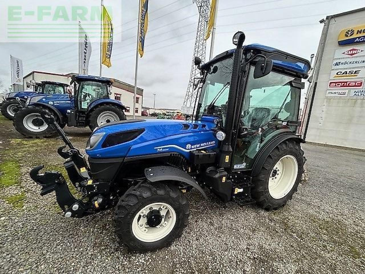 New Holland t4.100 n my19 N - Trator: foto 3 New Holland t4.100 n my19 N - Trator: foto 3
