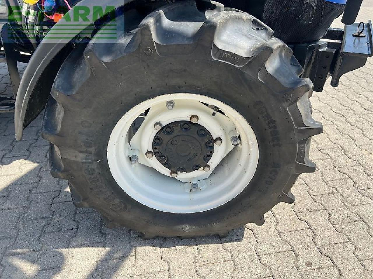Trator New Holland t4.75s S: foto 7 Trator New Holland t4.75s S: foto 7