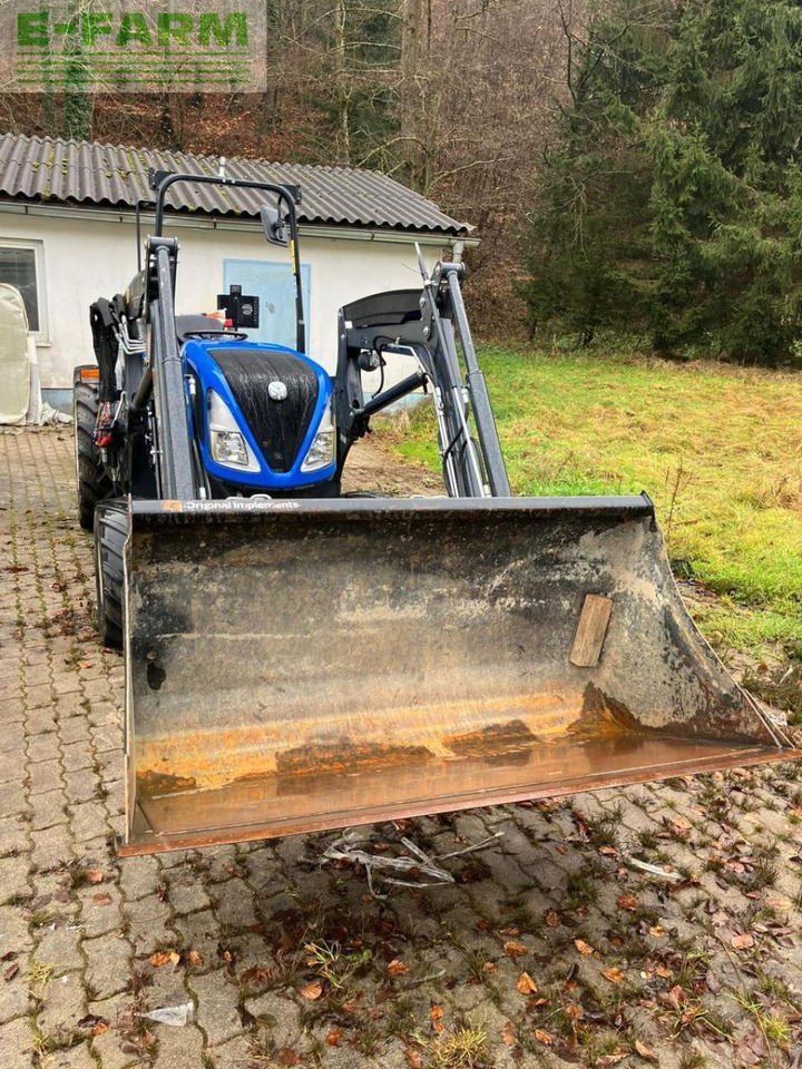 New Holland t4.80 v V - Trator: foto 3 New Holland t4.80 v V - Trator: foto 3