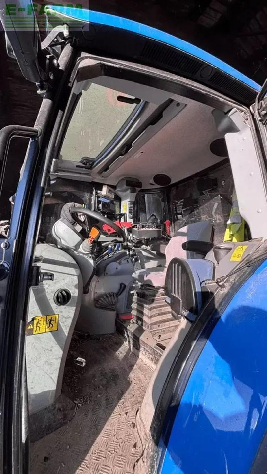 New Holland t5.100 dual command - Trator: foto 3 New Holland t5.100 dual command - Trator: foto 3