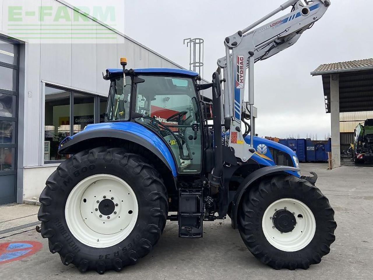 New Holland t5.105 electro command - Trator: foto 4 New Holland t5.105 electro command - Trator: foto 4