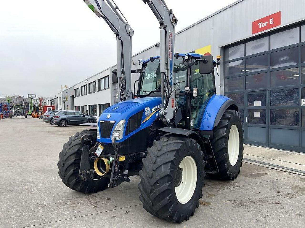 New Holland t5.105 electro command - Trator: foto 2 New Holland t5.105 electro command - Trator: foto 2