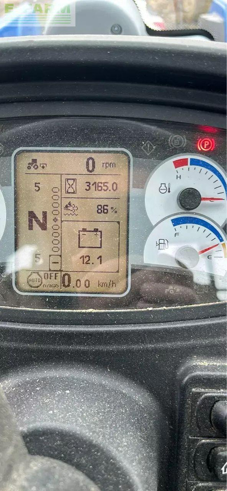 New Holland t5.110 - Trator: foto 5 New Holland t5.110 - Trator: foto 5