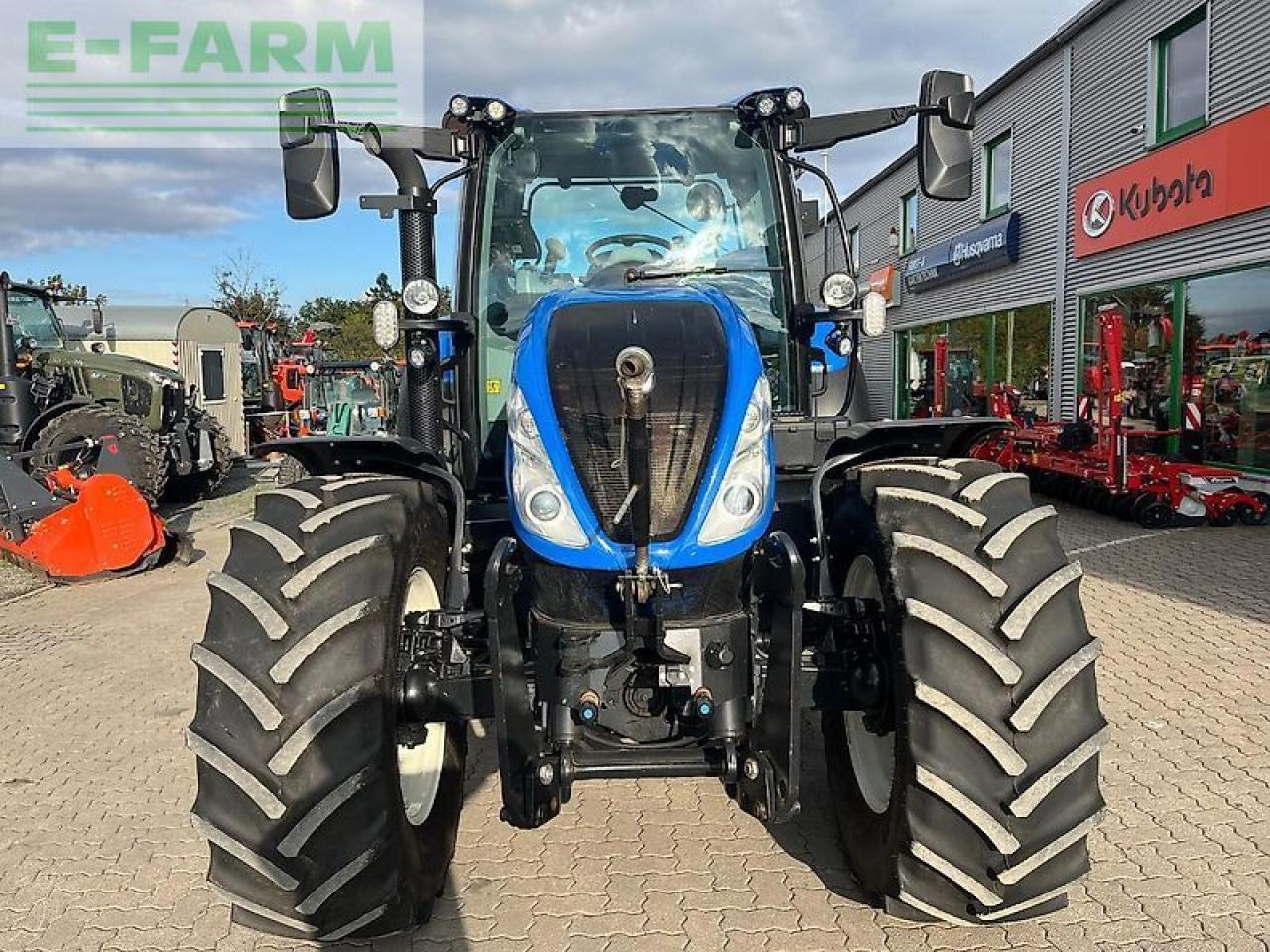 New Holland t5.110 auto command - Trator: foto 3 New Holland t5.110 auto command - Trator: foto 3
