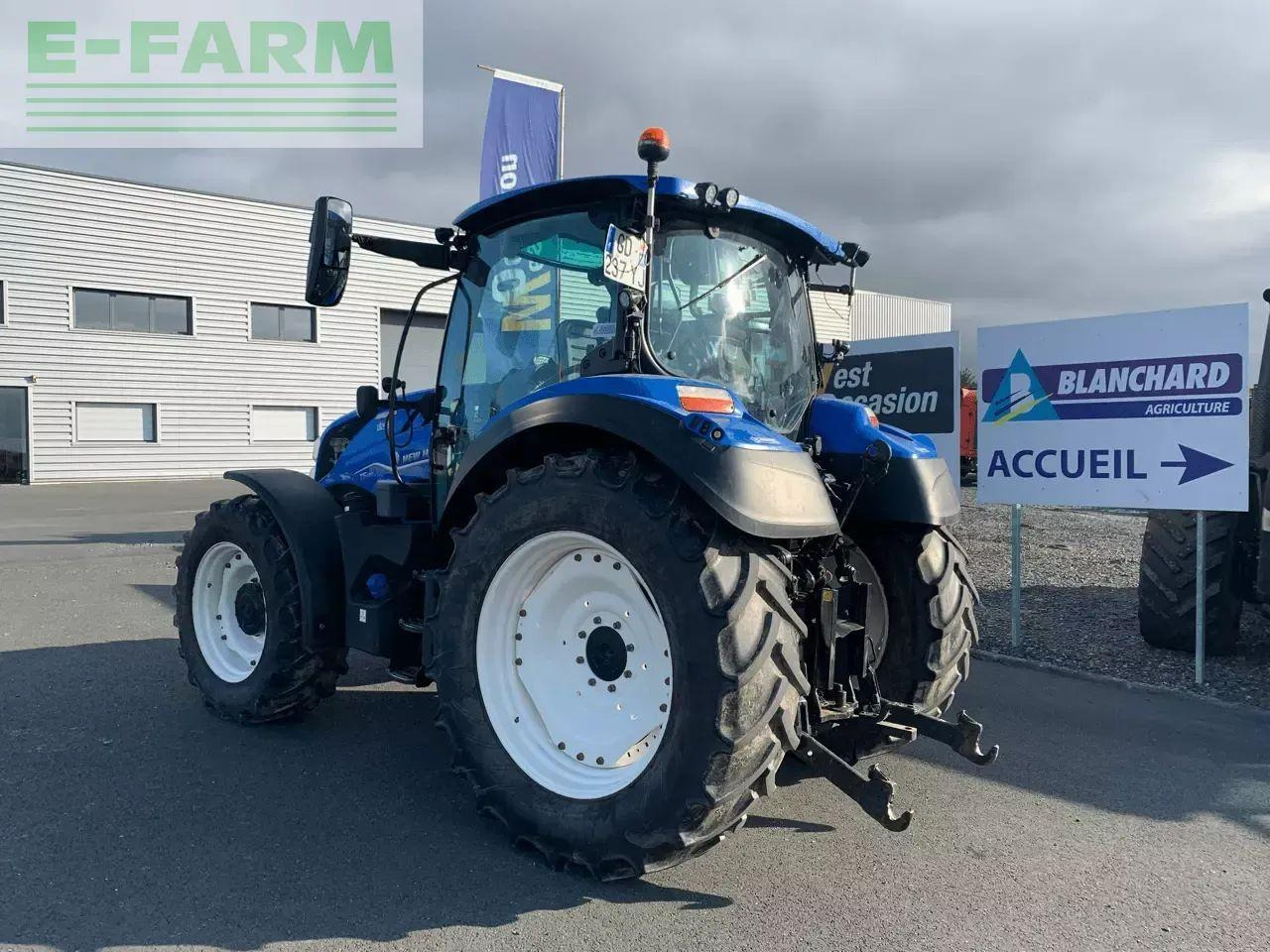 New Holland t5.120 dynamic command - Trator: foto 3 New Holland t5.120 dynamic command - Trator: foto 3