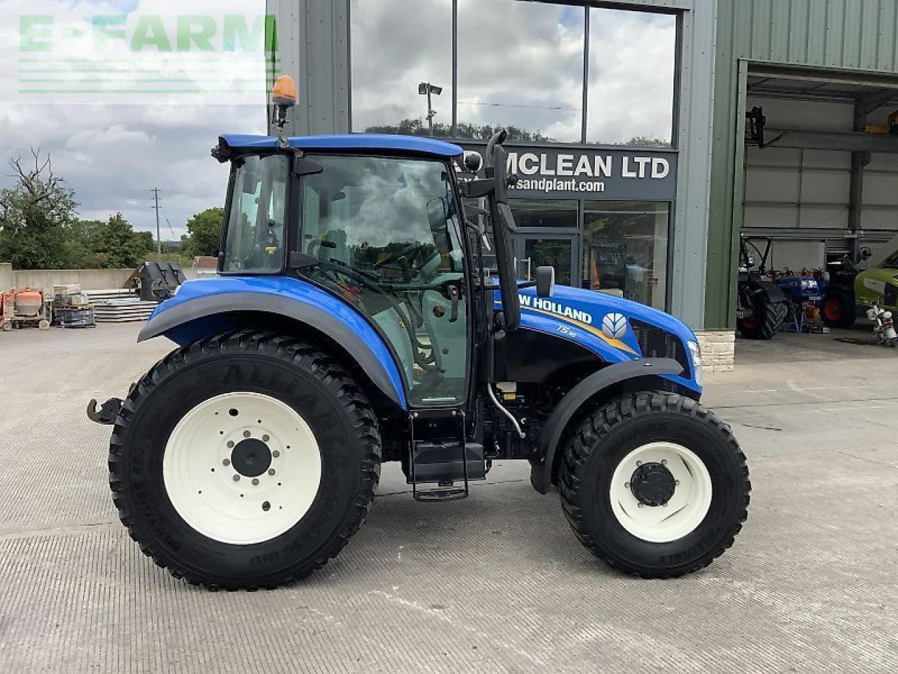 New Holland t5.95 - Trator: foto 1 New Holland t5.95 - Trator: foto 1