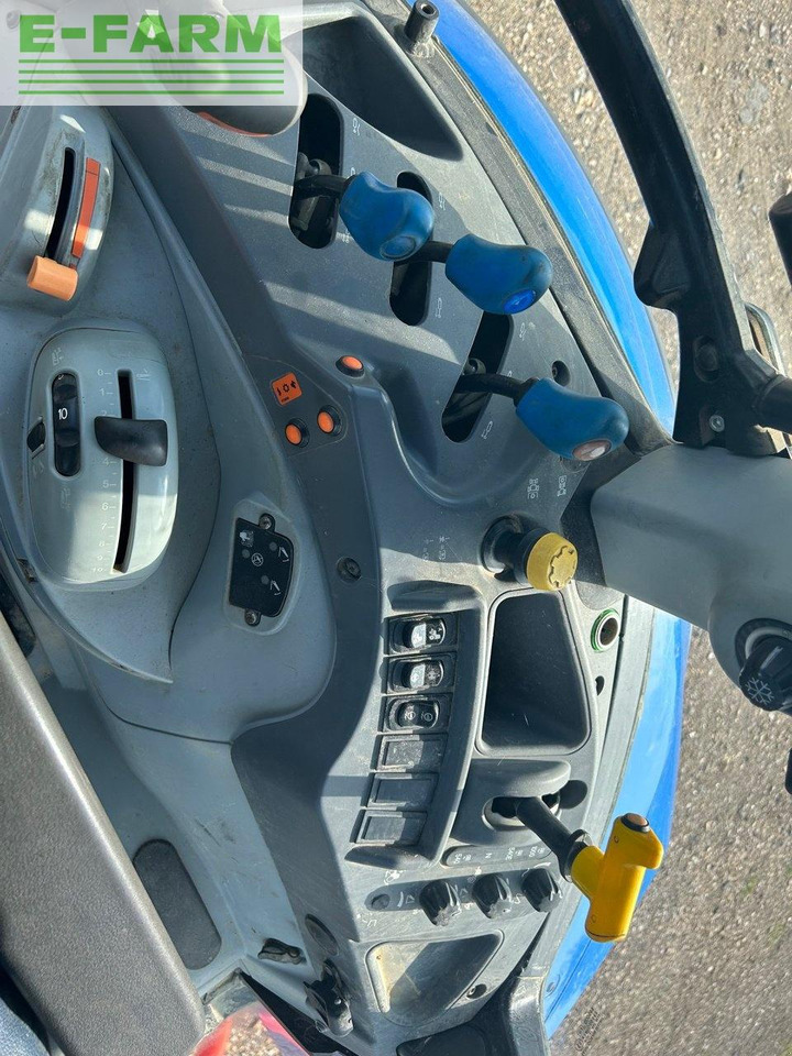 New Holland t5.95 - Trator: foto 5 New Holland t5.95 - Trator: foto 5