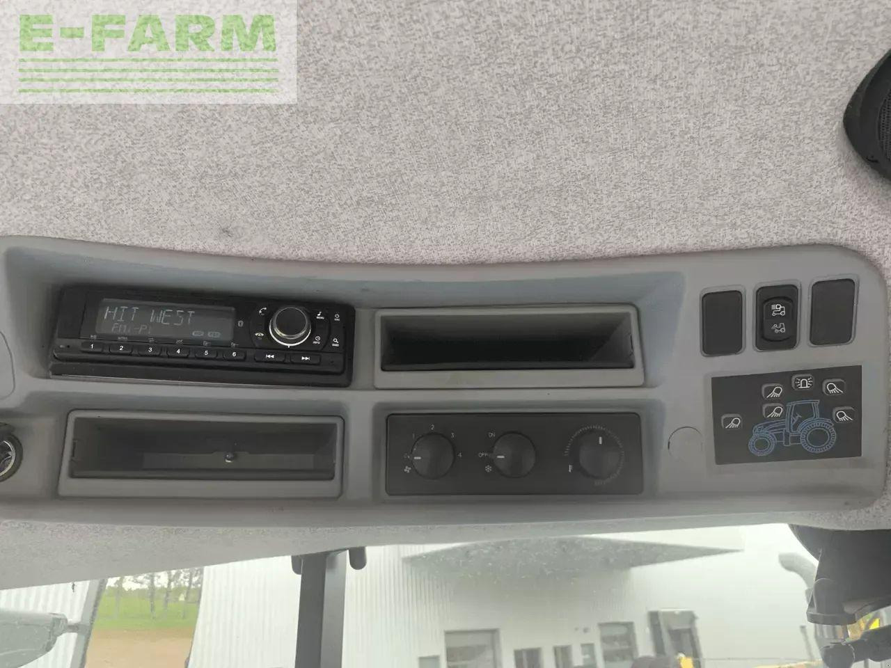 New Holland t6.145 dynamic command - Trator: foto 4 New Holland t6.145 dynamic command - Trator: foto 4