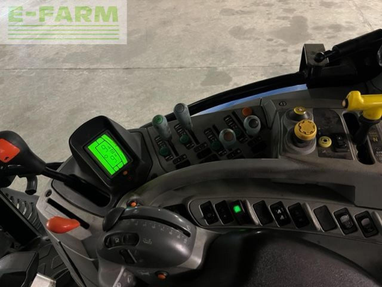 New Holland t6.175 - Trator: foto 4 New Holland t6.175 - Trator: foto 4