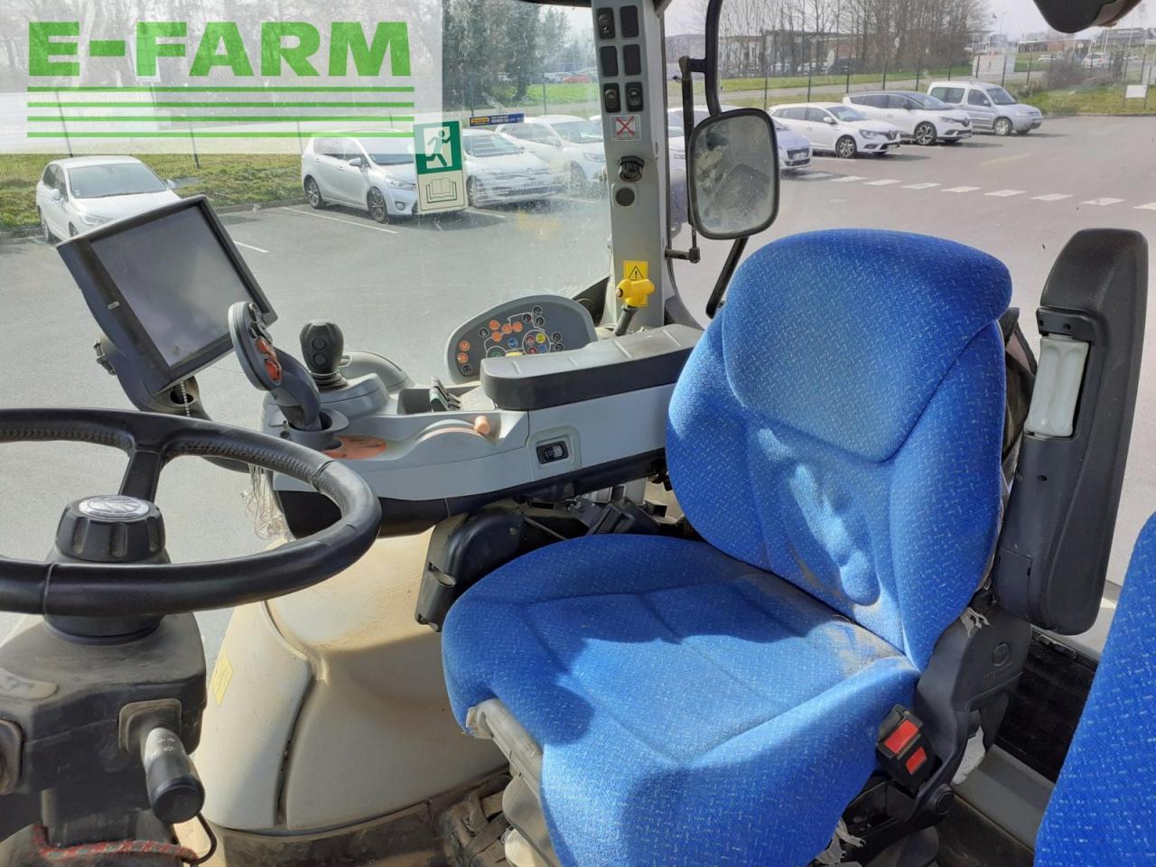 New Holland t7 200 - Trator: foto 5 New Holland t7 200 - Trator: foto 5