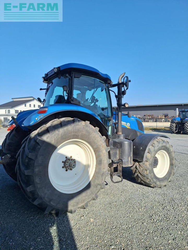New Holland t7.210 ac - Trator: foto 2 New Holland t7.210 ac - Trator: foto 2