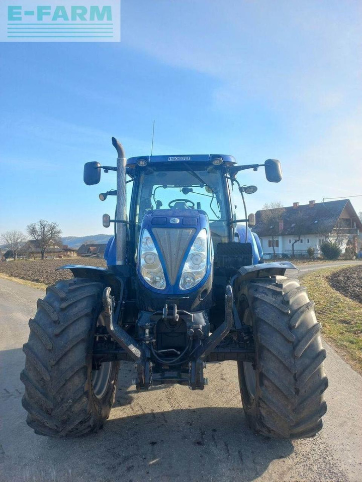 New Holland t7.210 auto command - Trator: foto 2 New Holland t7.210 auto command - Trator: foto 2