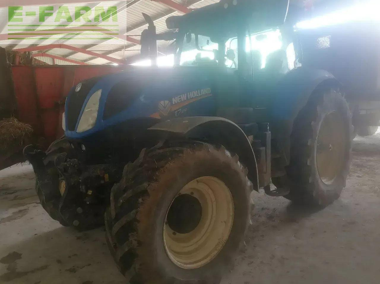 New Holland t7 210 sw - Trator: foto 3 New Holland t7 210 sw - Trator: foto 3