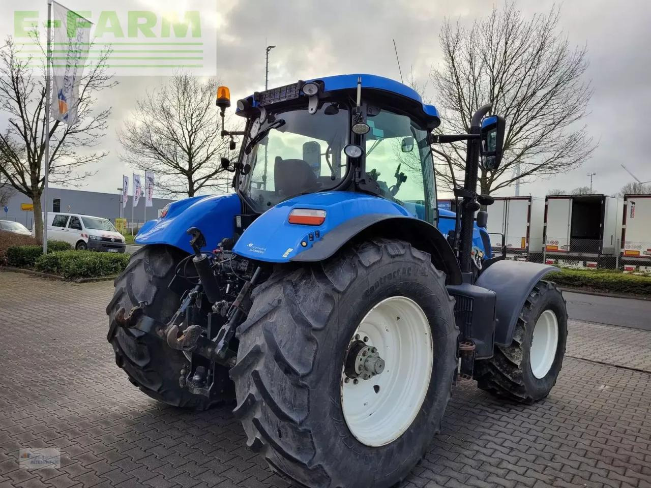 New Holland t7.220 ac - Trator: foto 4 New Holland t7.220 ac - Trator: foto 4